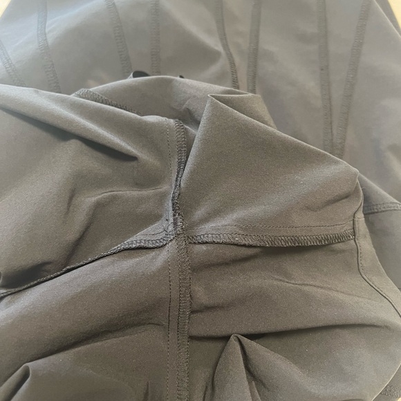 Athleta Skirt Black Built In Shorts Zipper Side size 6. - Picture 15 of 15